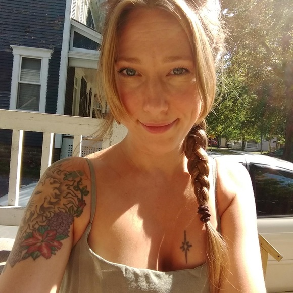 Reformation Tudor dress in seafoam, petite xs - Picture 5 of 5